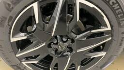 PEUGEOT 3008 3008 Hybrid 145 e-DCS6 GT