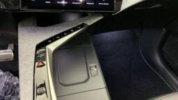 PEUGEOT 3008 3008 Hybrid 145 e-DCS6 GT