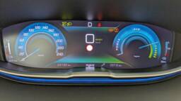 PEUGEOT 3008 3008 Hybrid 180 e-EAT8 Allure Pack