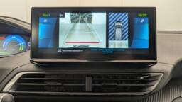 PEUGEOT 3008 3008 Hybrid 180 e-EAT8 Allure Pack