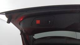 PEUGEOT 3008 3008 Hybrid 225 e-EAT8 Allure