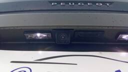 PEUGEOT 3008 3008 Hybrid 225 e-EAT8 Allure