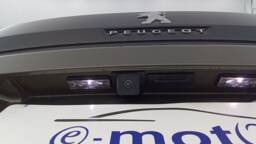 PEUGEOT 3008 3008 Hybrid 225 e-EAT8 Allure