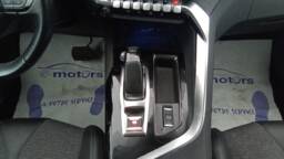 PEUGEOT 3008 3008 Hybrid 225 e-EAT8 Allure