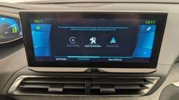 PEUGEOT 3008 3008 Hybrid 225 e-EAT8 GT