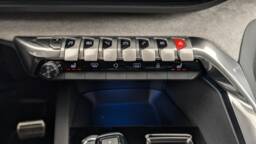 PEUGEOT 3008 3008 Hybrid 225 e-EAT8 GT