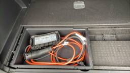 PEUGEOT 3008 3008 Hybrid4 300 e-EAT8 GT