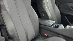 PEUGEOT 3008 3008 II 1.6 Hybrid 225ch Allure Pack e-EAT8