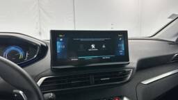 PEUGEOT 3008 3008 II 1.6 Hybrid 225ch Allure Pack e-EAT8