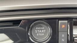 PEUGEOT 3008 III 3008 III Hybrid 136 e-dcs6 allure