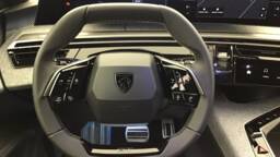 PEUGEOT 3008 3008 GT HYBRID 145 e-DCS6