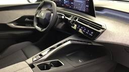 PEUGEOT 3008 3008 GT HYBRID 145 e-DCS6