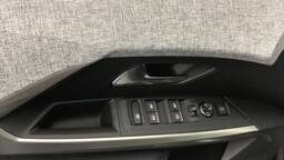 PEUGEOT 3008 3008 GT HYBRID 145 e-DCS6