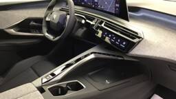 PEUGEOT 3008 3008 GT HYBRID 145 e-DCS6