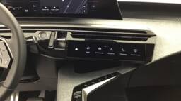 PEUGEOT 3008 3008 GT HYBRID 145 e-DCS6