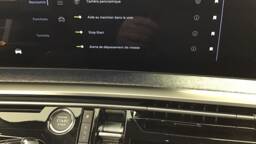 PEUGEOT 3008 3008 Hybrid 145 e-DCS6 Business5 portes VP Essence sans plomb072025