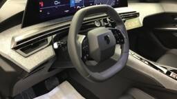 PEUGEOT 3008 3008 Hybrid 145 e-DCS6 Business5 portes VP Essence sans plomb072025