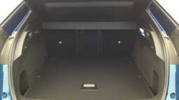 PEUGEOT 3008 3008 Hybrid 145 e-DCS6 Business5 portes VP Essence sans plomb072025