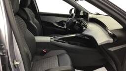PEUGEOT 3008 3008 Hybrid 145 e-DCS6 Business5 portes VP Essence sans plomb072025
