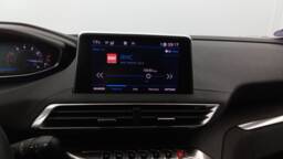 PEUGEOT 3008 3008 PureTech 130 EAT8 Active Pack