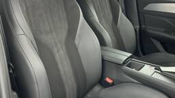 PEUGEOT 408 408 1.6 PHEV 225ch e-EAT8 GT