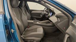 PEUGEOT 408 408 Hybrid 145 e-DCS6 GT