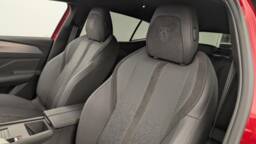 PEUGEOT 408 408 Hybrid 145 e-DCS6 GT