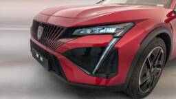 PEUGEOT 408 408 Hybrid 145 e-DCS6 GT