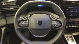 PEUGEOT 408 408 PureTech 130 ch S&S EAT8 Allure5 portes VP Essence sans plomb102022 - 032024