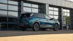 PEUGEOT 5008 5008 Hybrid 145 e-DCS6 GT +Toit ouvrant +Pack 360° +Pack Hiver