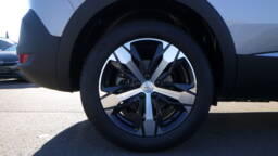 PEUGEOT 5008 5008 BlueHDi 130 EAT8 Allure Pack +Grip Control