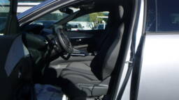 PEUGEOT 5008 5008 BlueHDi 130 EAT8 Allure Pack +Grip Control