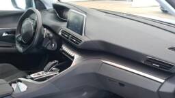 PEUGEOT 5008 5008 PureTech 130 EAT8 Active