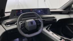 PEUGEOT 5008 5008 Hybrid 145 e-DCS6 Allure