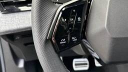 PEUGEOT 5008 5008 Hybrid 145 e-DCS6 GT