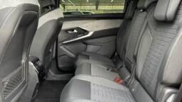 PEUGEOT 5008 5008 Hybrid 145 e-DCS6 GT