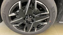 PEUGEOT 5008 5008 Hybrid 145 e-DCS6 GT