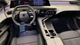 PEUGEOT 5008 5008 Hybrid 145 e-DCS6 GT