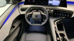 PEUGEOT 5008 5008 HYBRID 145CH E-DCS6 GT