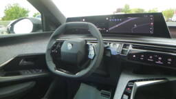 PEUGEOT 5008 5008 Hybrid 145 GT +Pack toit ouvrant +Pack Vision & Drive Assist +Pack Hiver