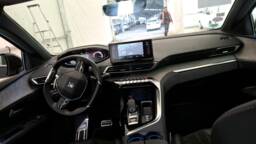 PEUGEOT 5008 5008 PureTech 130 EAT8 GT Line +Toit