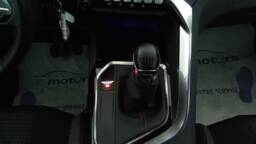 PEUGEOT 5008 5008 PureTech 130 Active +GPS +PDC AR/AV