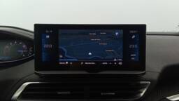 PEUGEOT 5008 5008 PureTech 130 Allure