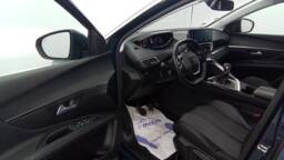 PEUGEOT 5008 5008 PureTech 130 Allure