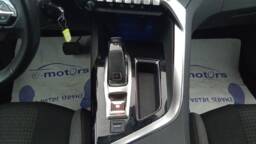 PEUGEOT 5008 5008 PureTech 130 EAT8 Active +GPS