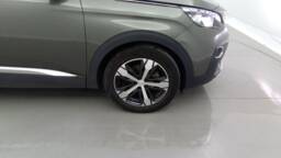 PEUGEOT 5008 5008 PureTech 130 EAT8 Allure