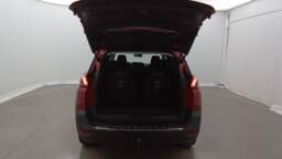 PEUGEOT 5008 5008 PureTech 130 EAT8 Allure Pack +Attelage