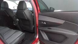 PEUGEOT 5008 5008 PureTech 130 EAT8 Allure Pack +Attelage