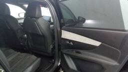 PEUGEOT 5008 5008 PureTech 130 EAT8 GT