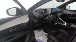 PEUGEOT 5008 5008 PureTech 130 EAT8 GT Pack